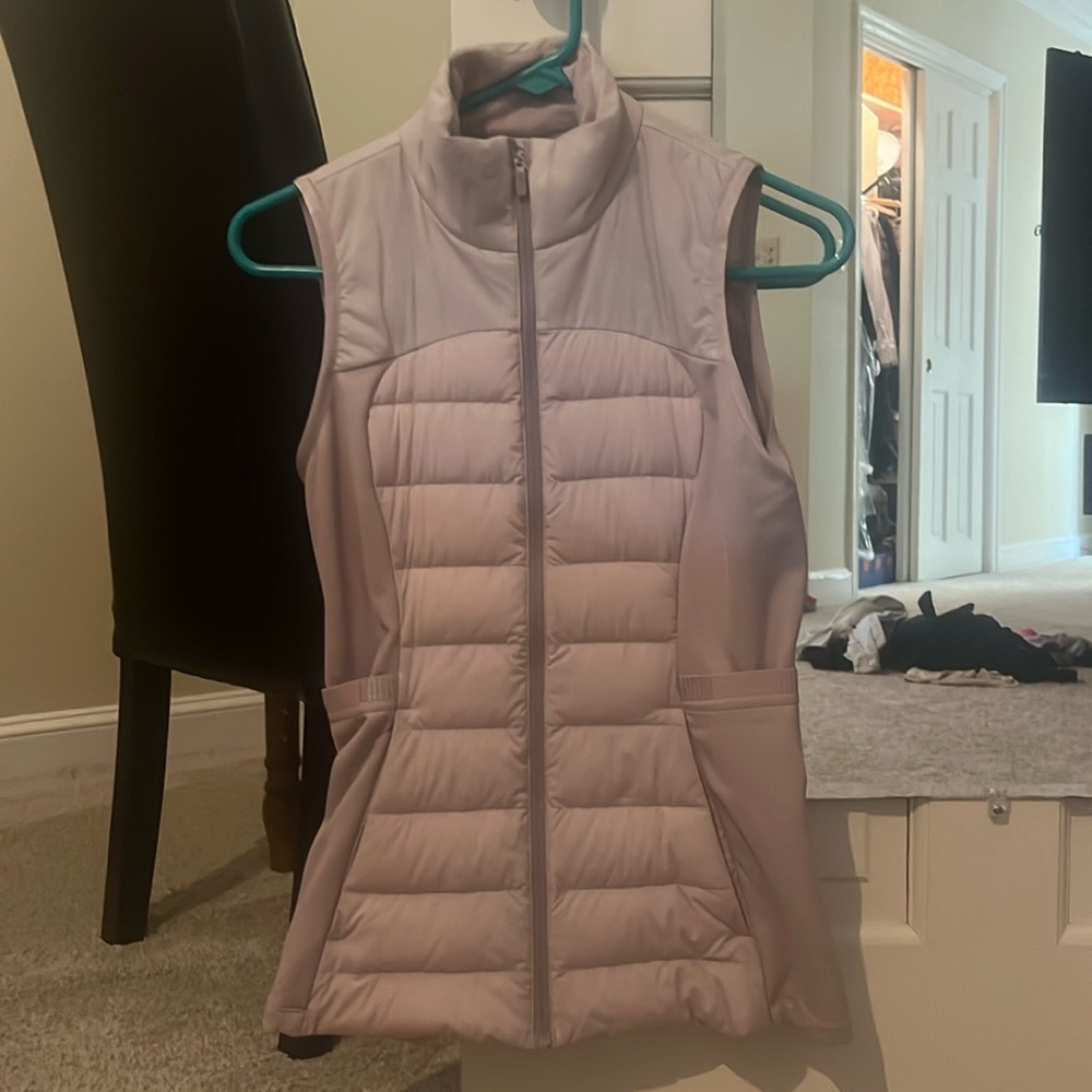NWOT Lululemon Light Pink/Purple Vest Size 4